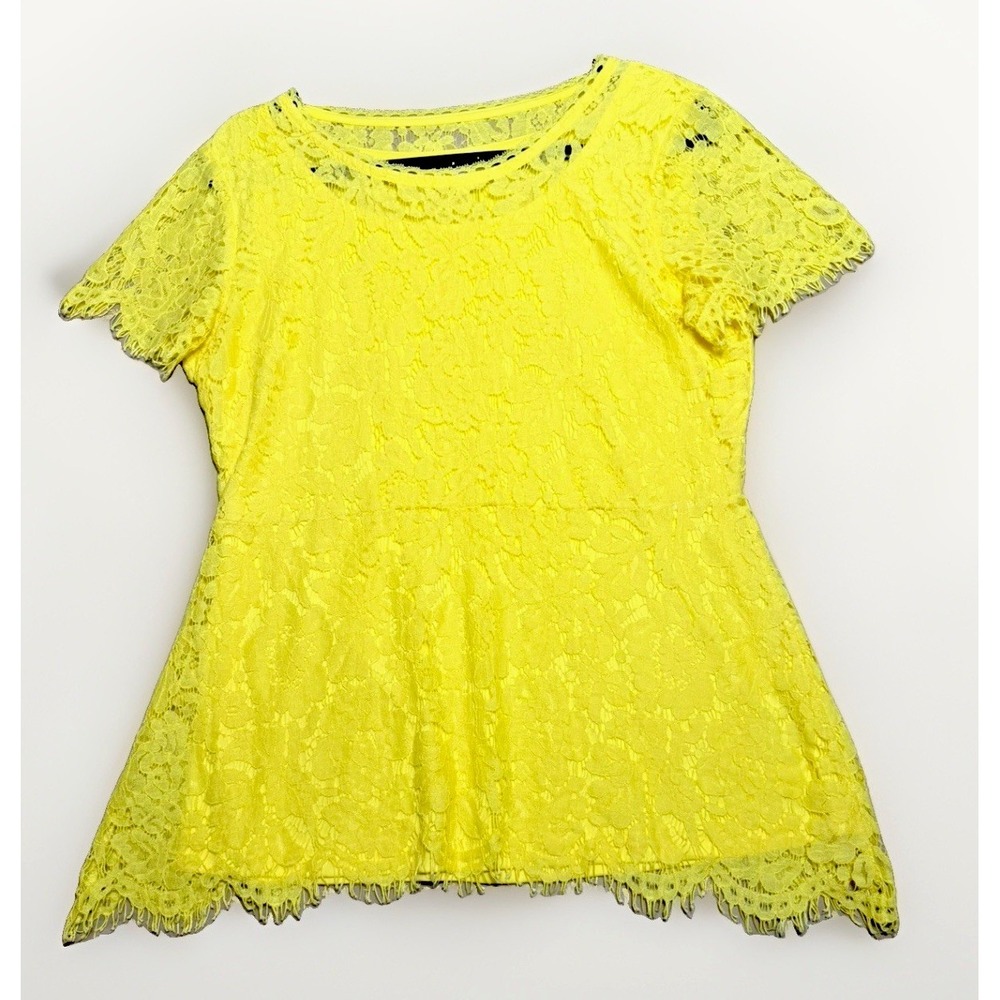 Isaac Mizrahi Blouse Women M Medium Yellow Floral Short Sleeve Crochet Casual